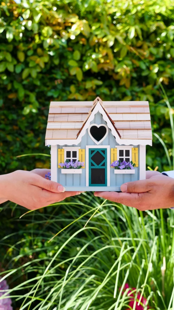 selling luxury real estate in Naples Florida with professional marketing