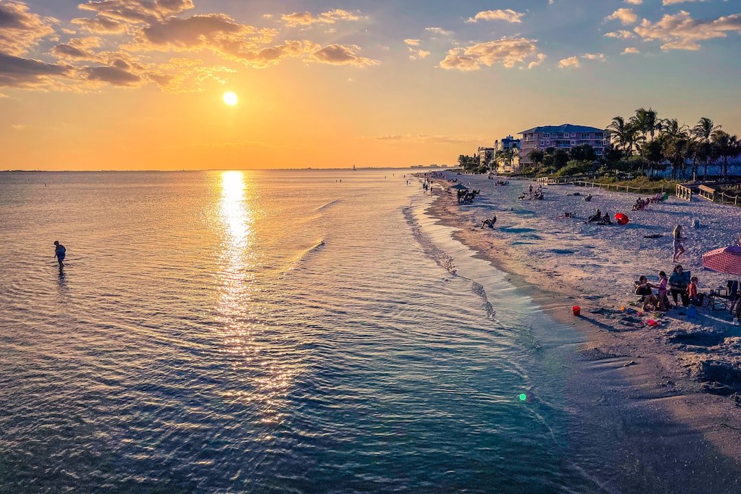 Fort Myers Beach buyer's market data, Fort Myers Beach FL real estate